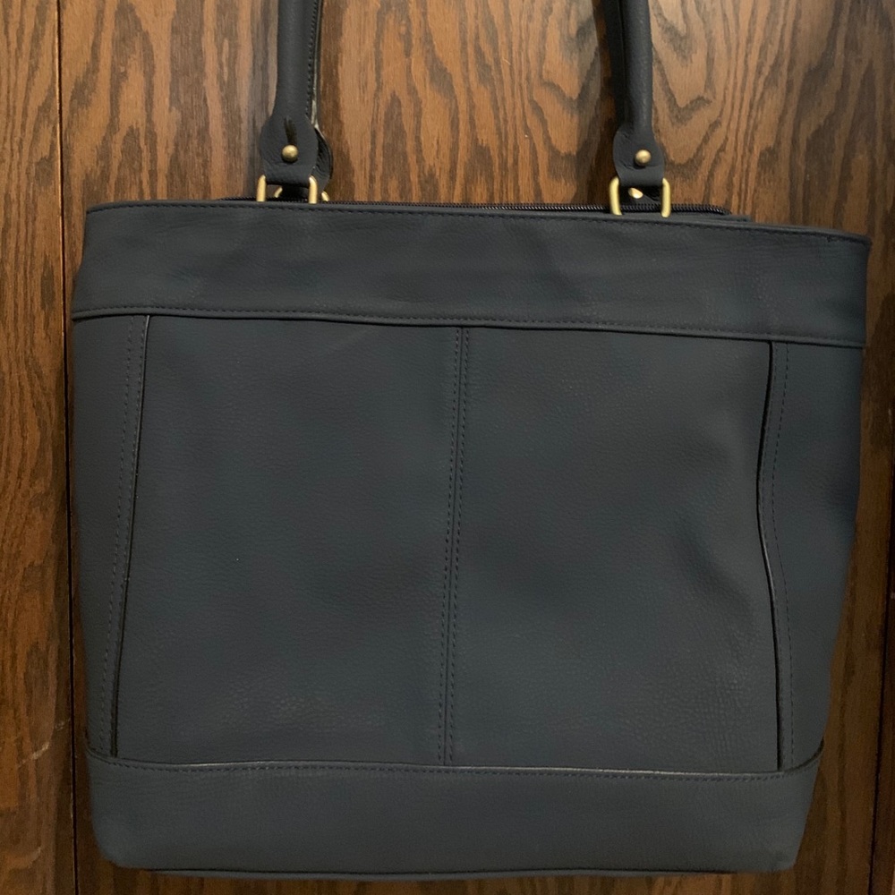 •NWT• navy handbag